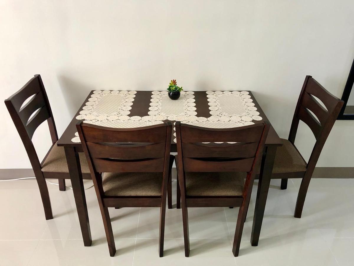 Condo W/ Balcony Near Mactan International Airport 막탄 외부 사진