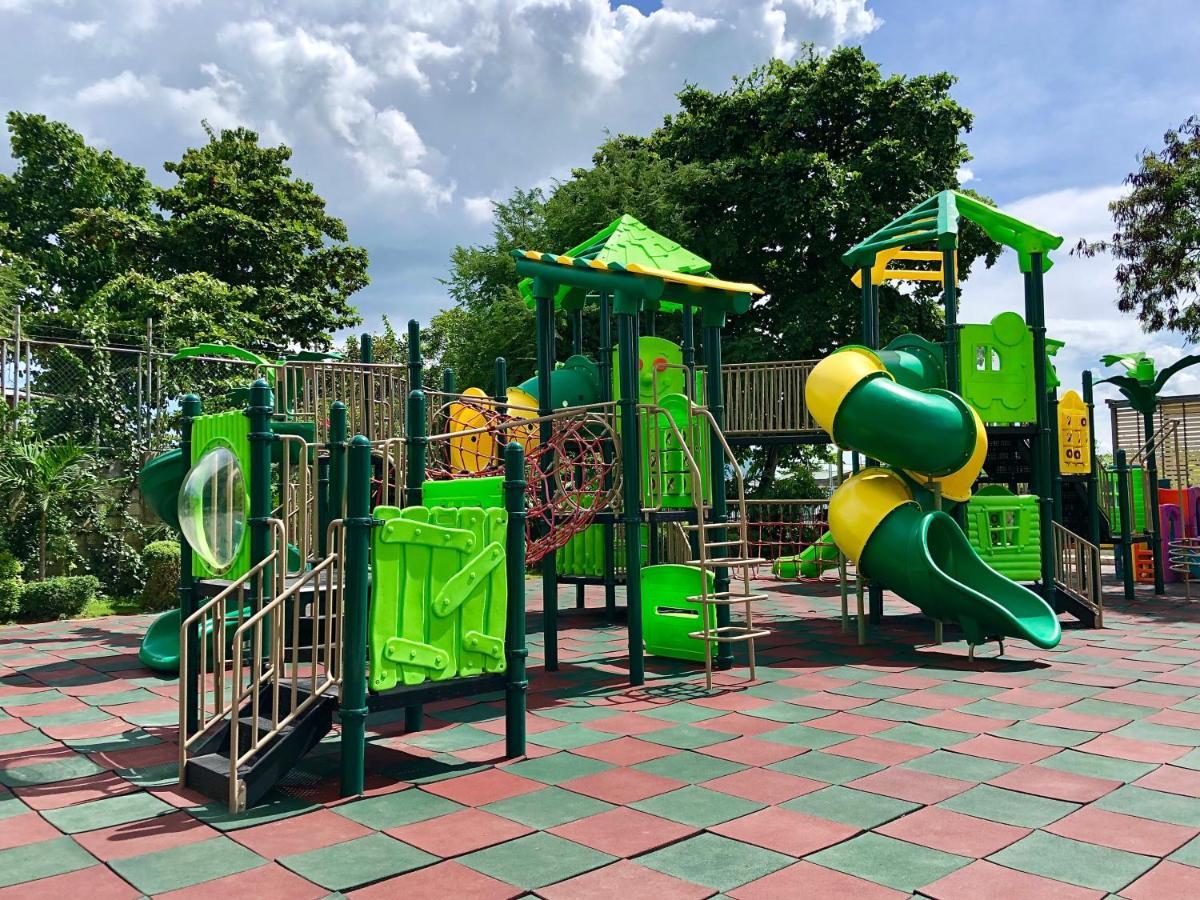 Condo W/ Balcony Near Mactan International Airport 막탄 외부 사진