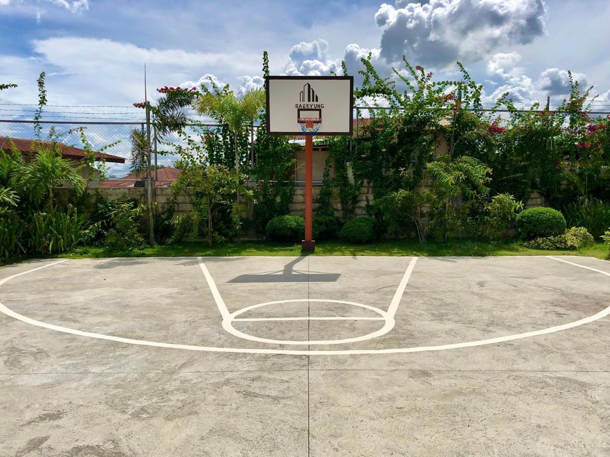 Condo W/ Balcony Near Mactan International Airport 막탄 외부 사진